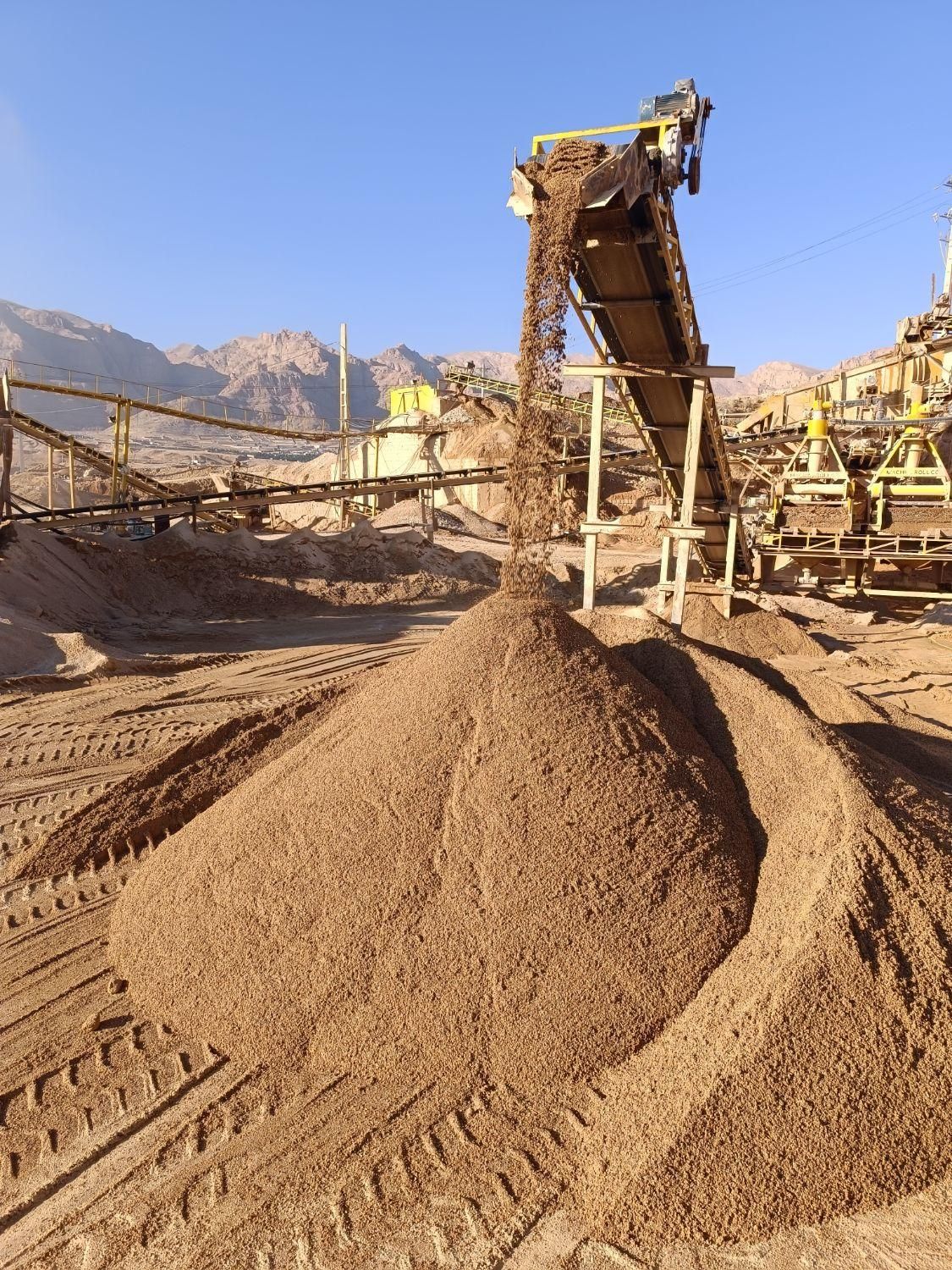 ماسه شسته دوکوهک|مصالح و تجهیزات ساختمان|شیراز, دوکوهک|دیوار