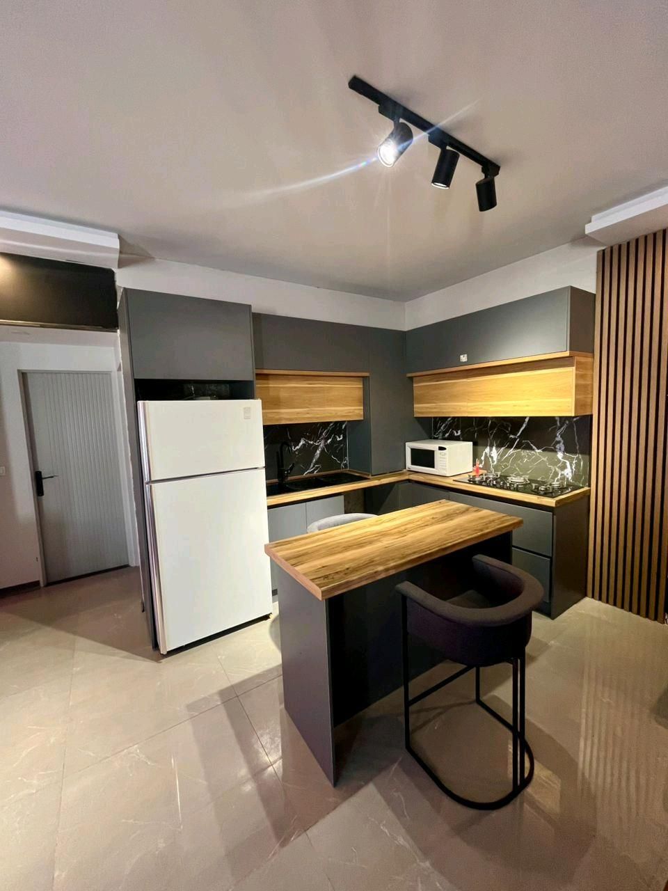 باغچه ویلایی 220 متر 90بنا در مهرآباد رودهن|فروش خانه و ویلا|رودهن, |دیوار