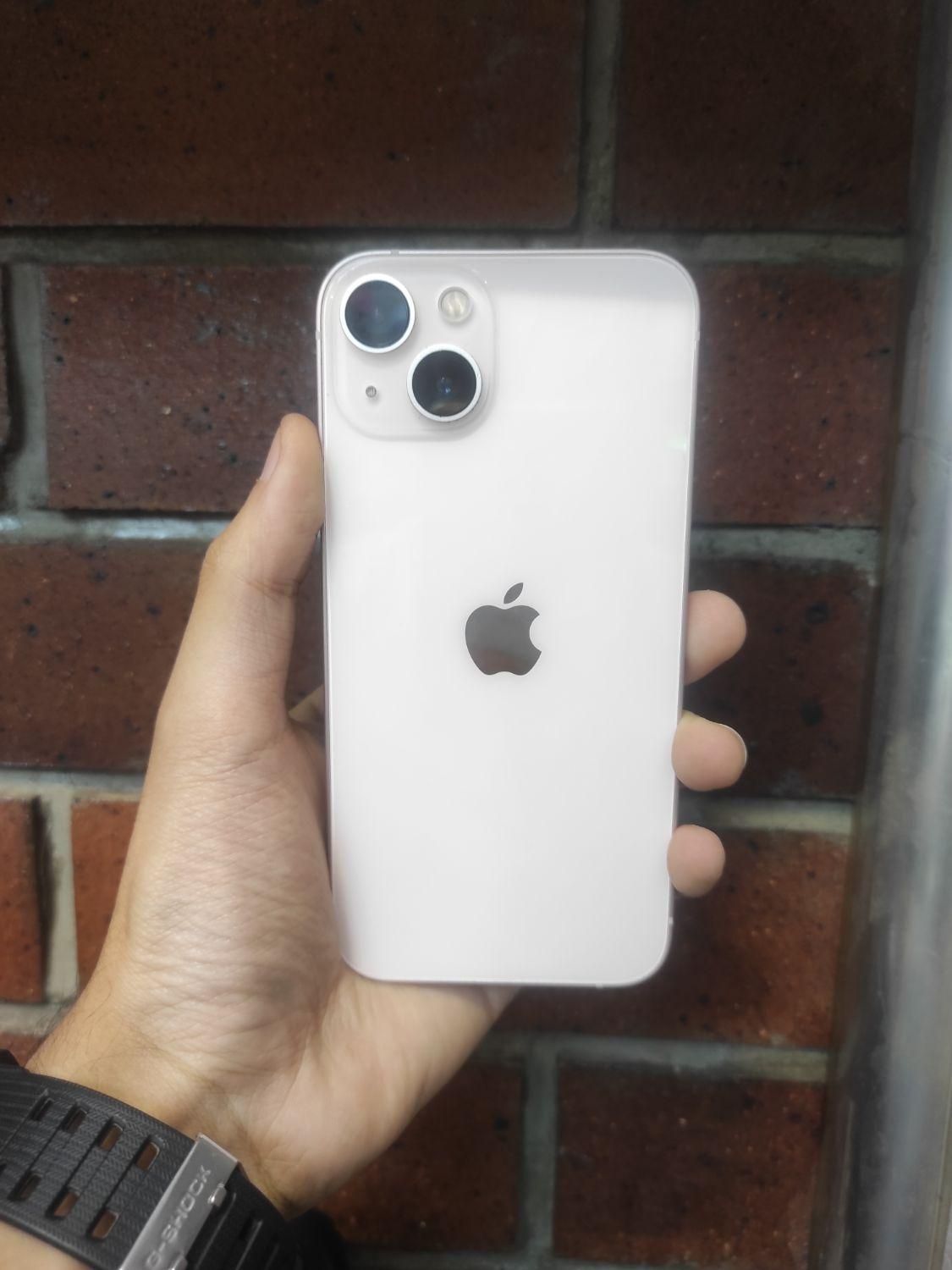 اپل iPhone 13 با حافظهٔ ۱۲۸ گیگابایت|موبایل|تهران, صادقیه|دیوار