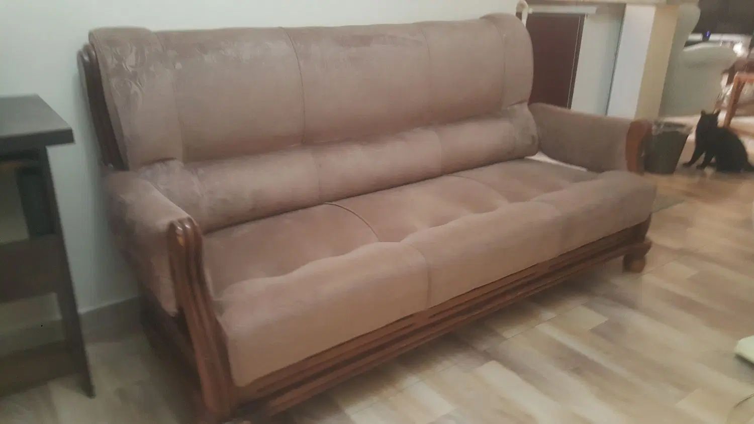 یکدس مبل هفت نفره .ومیزو وصتدلی هشت نفره|مبلمان خانگی و میز عسلی|کرج, شهرک آسمان|دیوار