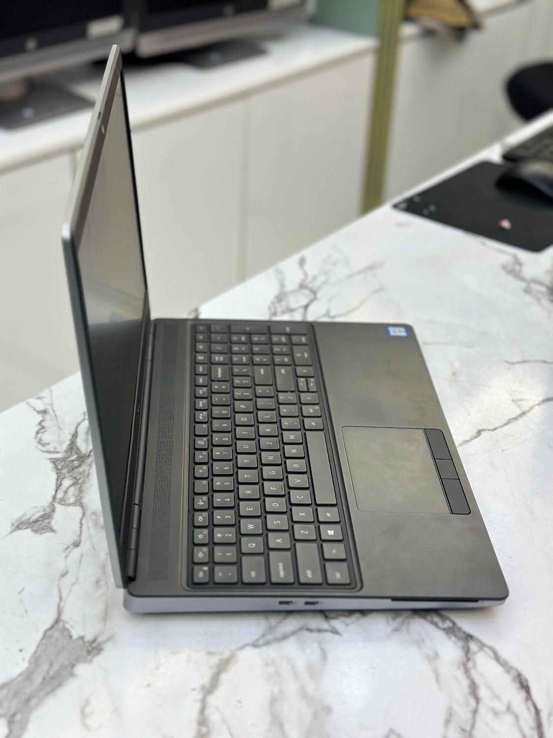 لپ تاپ Dell 7550 4Gb گرافیک|رایانه همراه|شیراز, ملاصدرا|دیوار