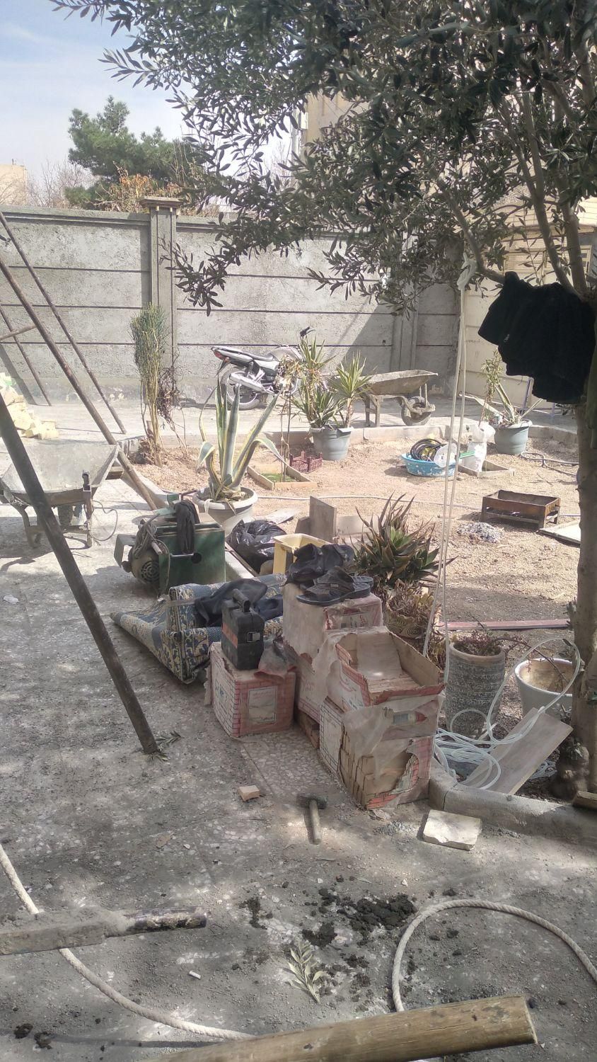 بشنه کندبریسیمان سفید ودیوار چینی شیبندی|خدمات پیشه و مهارت|خمینی‌شهر, |دیوار