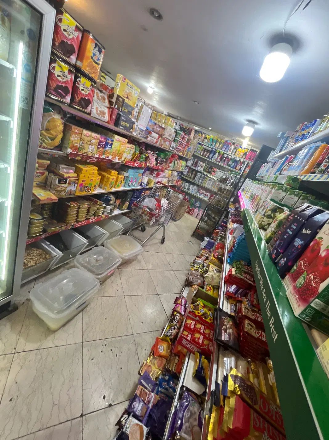 کارگرساده یا نیمه حرفه ای سوپرمارکت در شهر تهران|استخدام خدمات فروشگاه و رستوران|سنندج, |دیوار