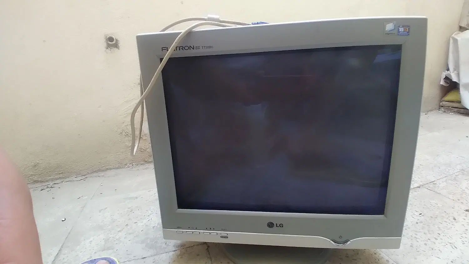 مانیتور LG|قطعات و لوازم جانبی رایانه|کرج, شهرک امام رضا (ع)|دیوار