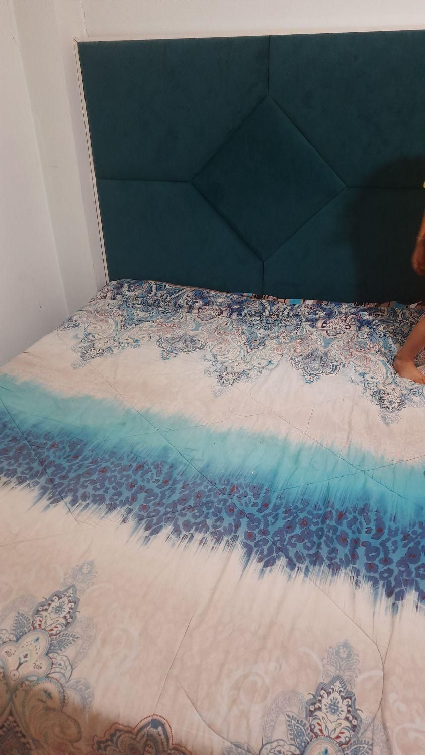 سرویس تخت خواب دو نفره و کودک|تخت و سرویس خواب|سنندج, |دیوار