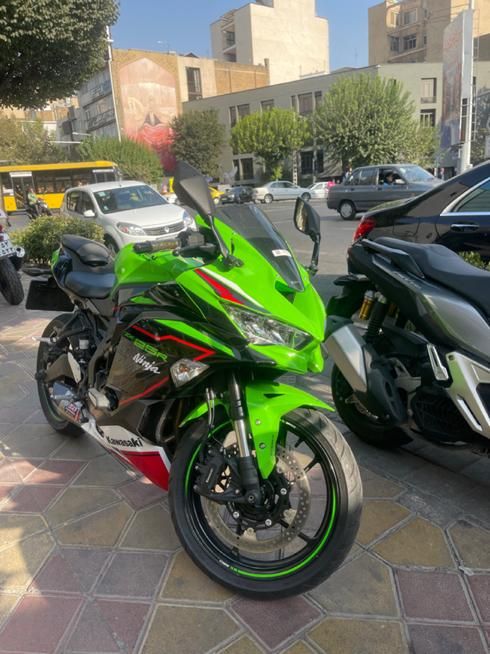 کاوازاکی نینجا 250 چهار سیلندر Zx25r|موتورسیکلت|تهران, آبشار|دیوار