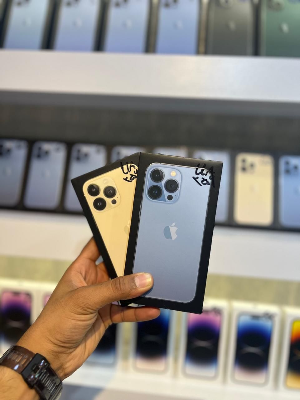 اپل iPhone 13 Pro با حافظهٔ ۲۵۶ گیگابایت|موبایل|بندرعباس, |دیوار