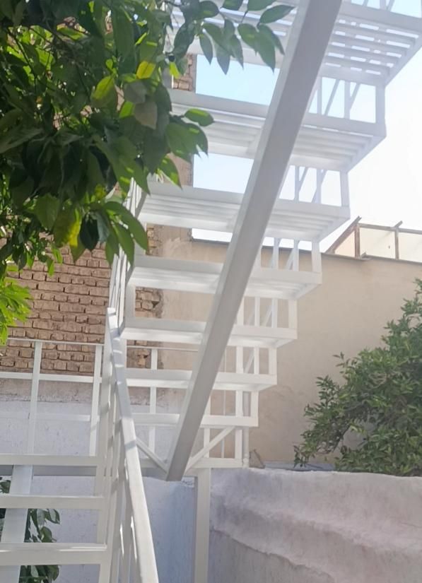 اجرای رنگ امیزی و نقاشی در کمترین زمان و اقتصادی|خدمات پیشه و مهارت|شیراز, پارک آزادی|دیوار