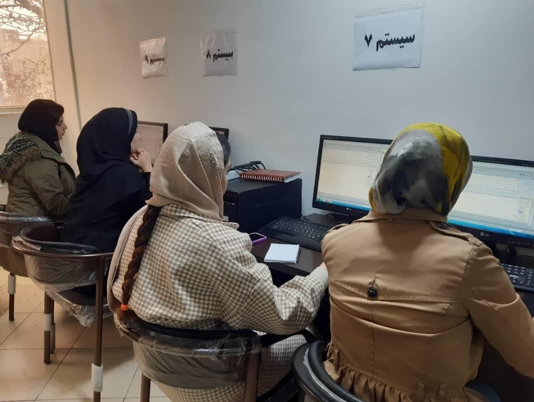 استخدام حسابدار/کمک حسابدار/معرفی به کار تضمینی|استخدام مالی، حسابداری، حقوقی|شهریار, شهریار|دیوار