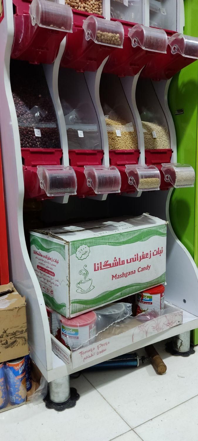 استند آجیل و حبوبات خودریز درحد|فروشگاه و مغازه|آبیک, |دیوار