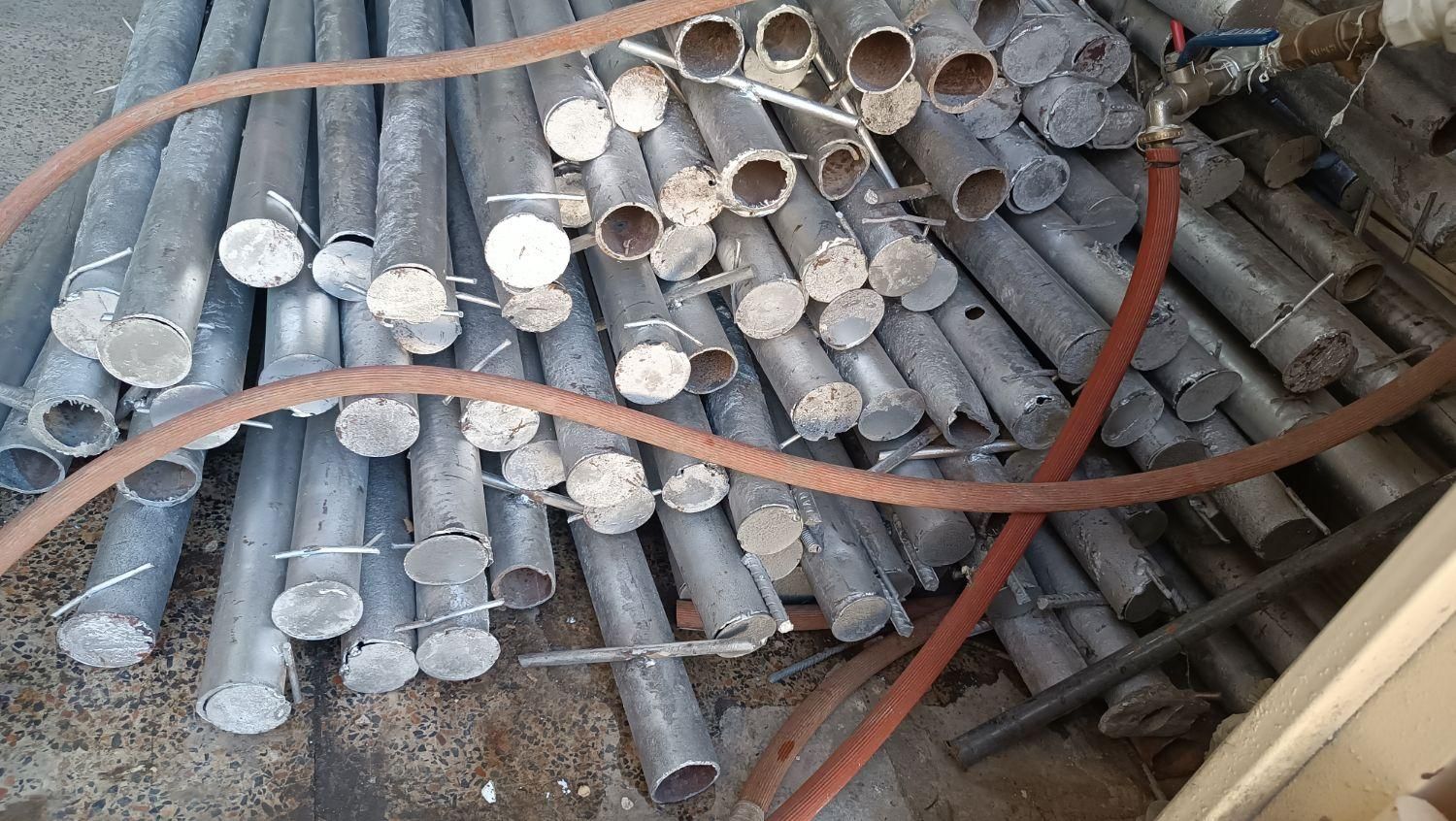 تولید فنس پایه وسیم خاردار درلرستان|خدمات باغبانی و درختکاری|خرم‌آباد, |دیوار