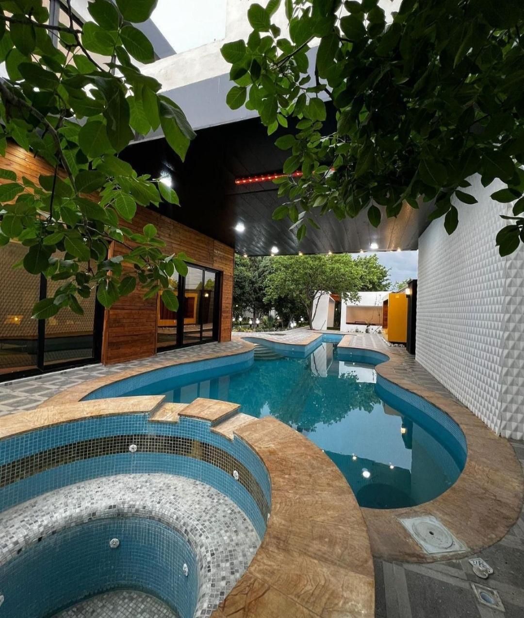 دوبلکس مدرن/استخر/فول مبله/شهرکی/امیر آباد|فروش خانه و ویلا|چمستان, |دیوار