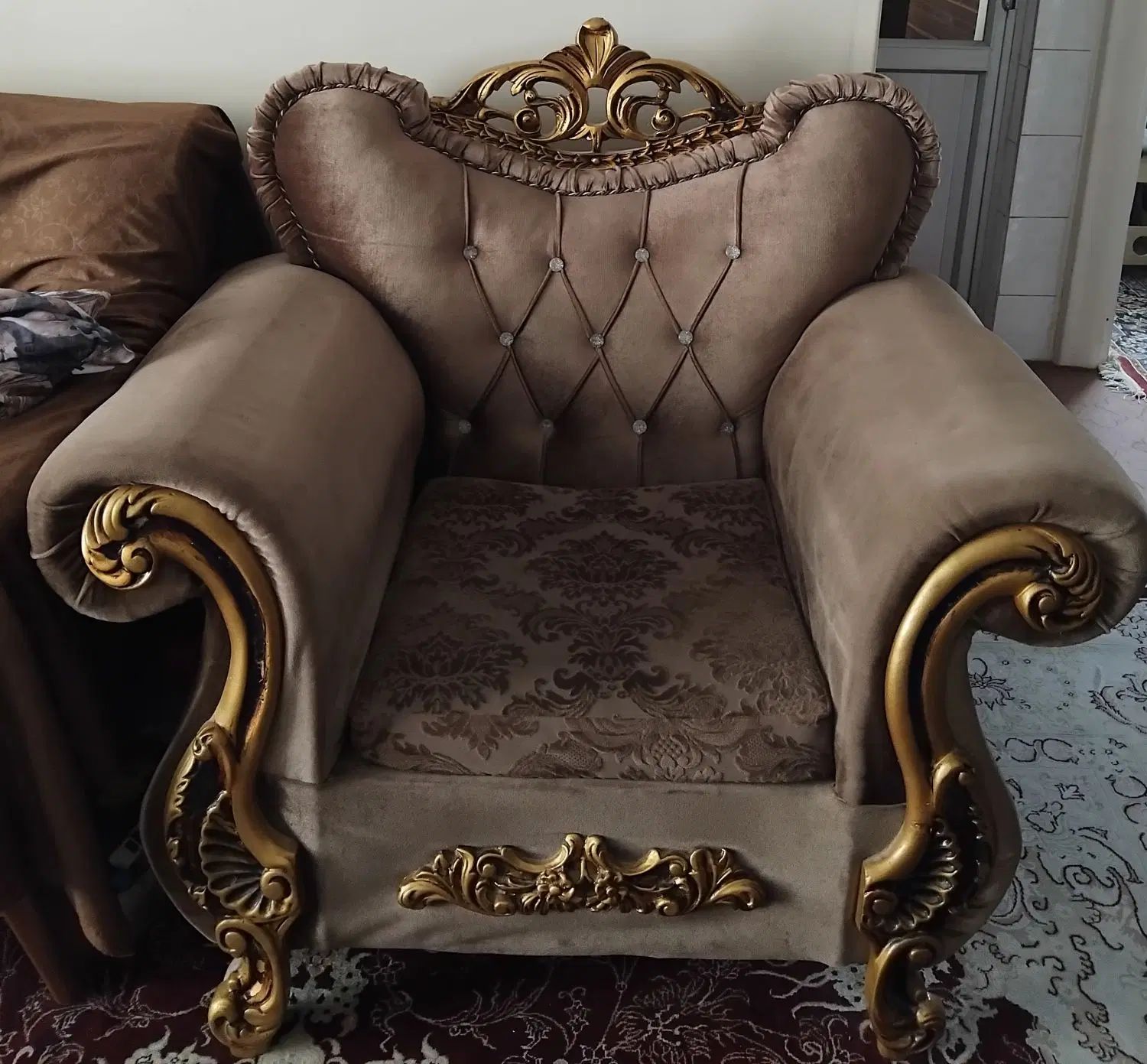 مبل دست دوم سالم|مبلمان خانگی و میز عسلی|اصفهان, آفاران|دیوار