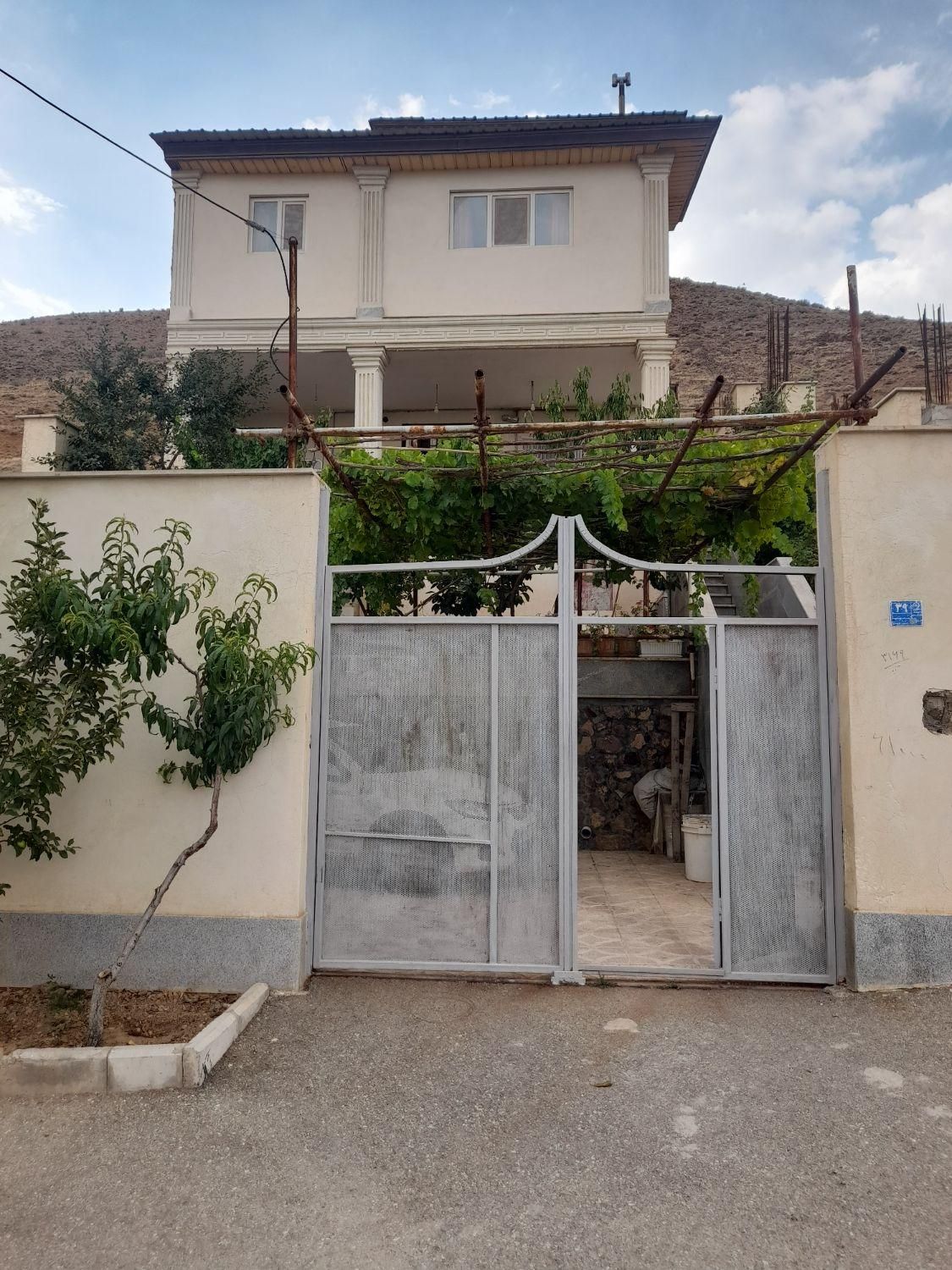 فروش خانه ویلایی ۲۵۰ متری ۴ خوابه|فروش خانه و ویلا|دماوند, دماوند|دیوار