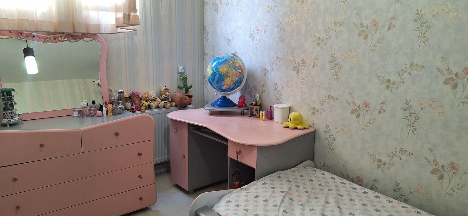 سرویس خواب نوجوان|تخت و صندلی بچه|فولادشهر, فولادشهر|دیوار