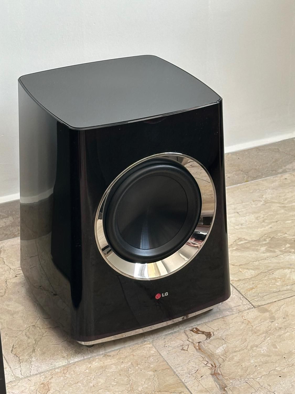 سینمای خانگی LH-W995XBH Blu-ray LG|سیستم صوتی خانگی|تهران, سنائی|دیوار