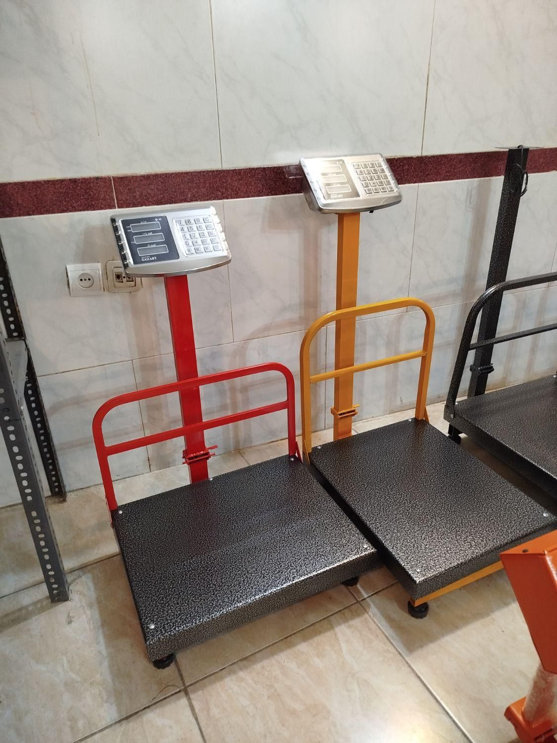 باسکول ترازو ۵۰×۶۰ تاشو  ۴۰۰ کیلو|فروشگاه و مغازه|تبریز, |دیوار