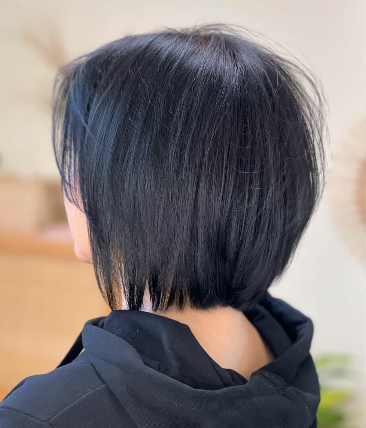 کوتاهی مو و رنگ مو و تراپی تخصصی مو|خدمات آرایشگری و زیبایی|رشت, شهریاران|دیوار