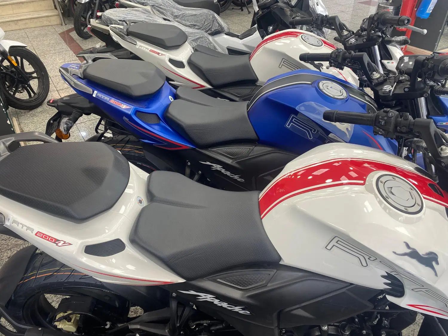 tvs apache200 new face|موتورسیکلت|تهران, سعادت‌آباد|دیوار