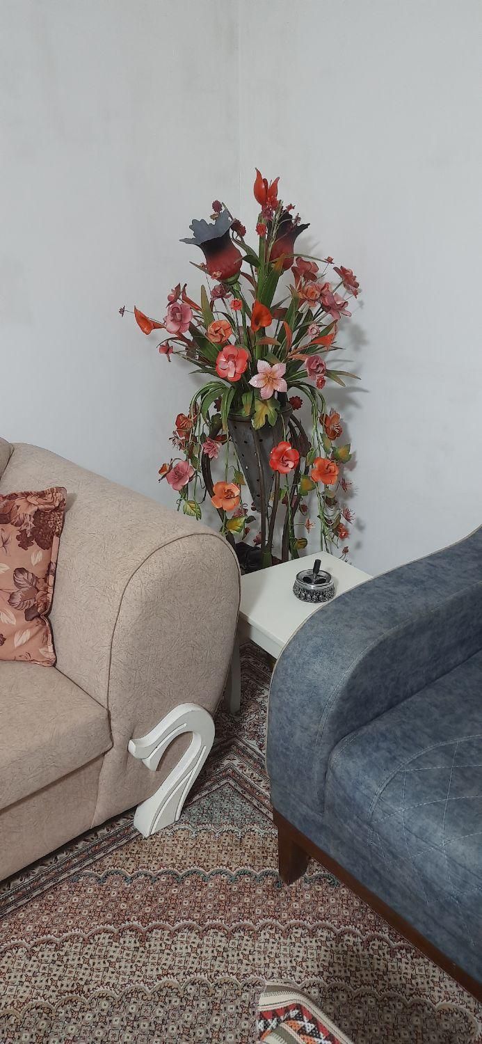 گلدان برنجی|گل مصنوعی|پاکدشت, |دیوار