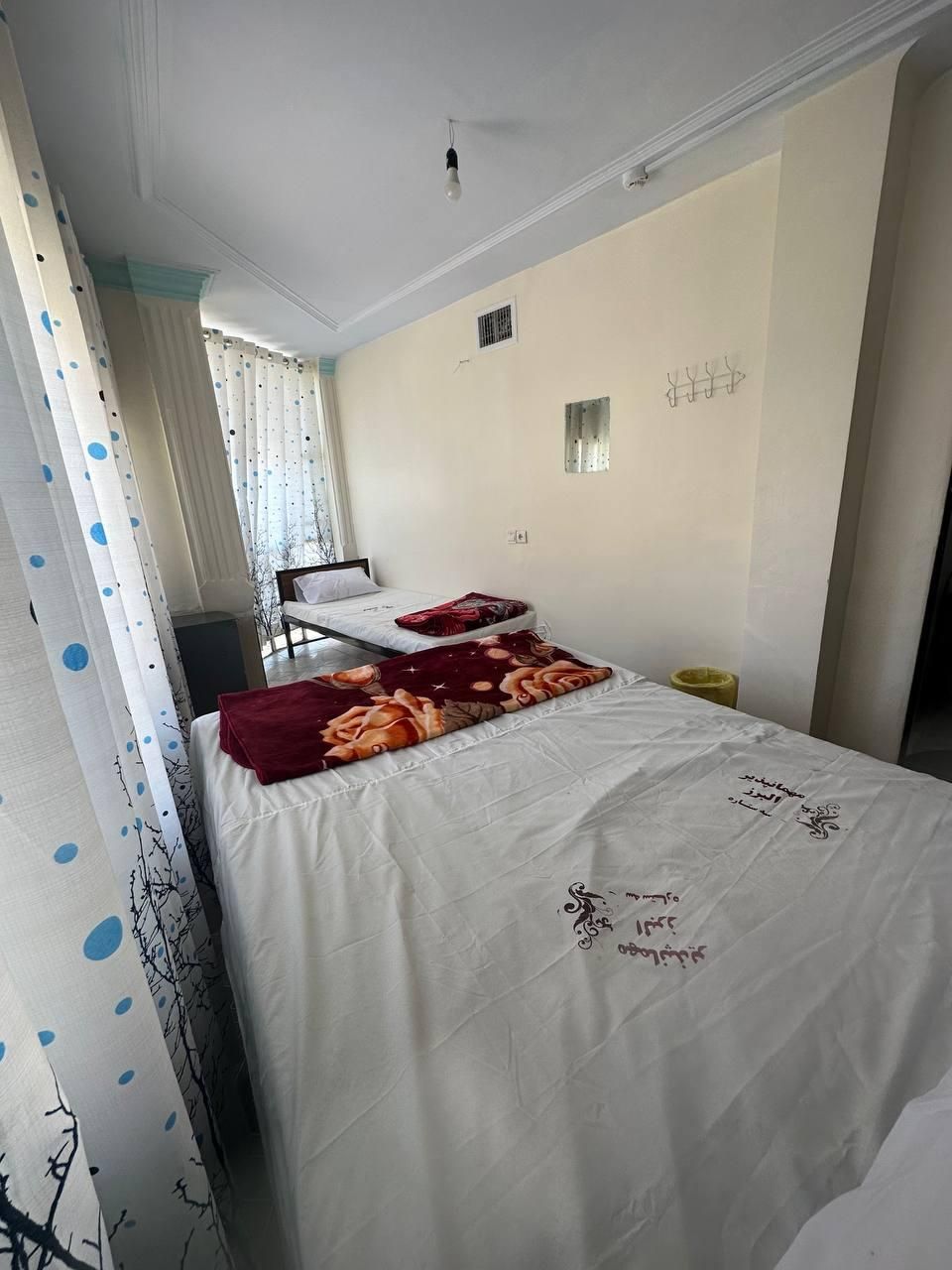 اجاره روزانه/هفتگی/ماهانه اتاق|اجارهٔ کوتاه‌مدت آپارتمان و سوئیت|کرج, اصفهانی‌ها|دیوار