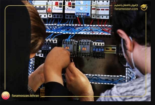 آموزش برق صنعتی تابلو برق و پی ال سی PLC|خدمات آموزشی|تهران, میدان انقلاب|دیوار