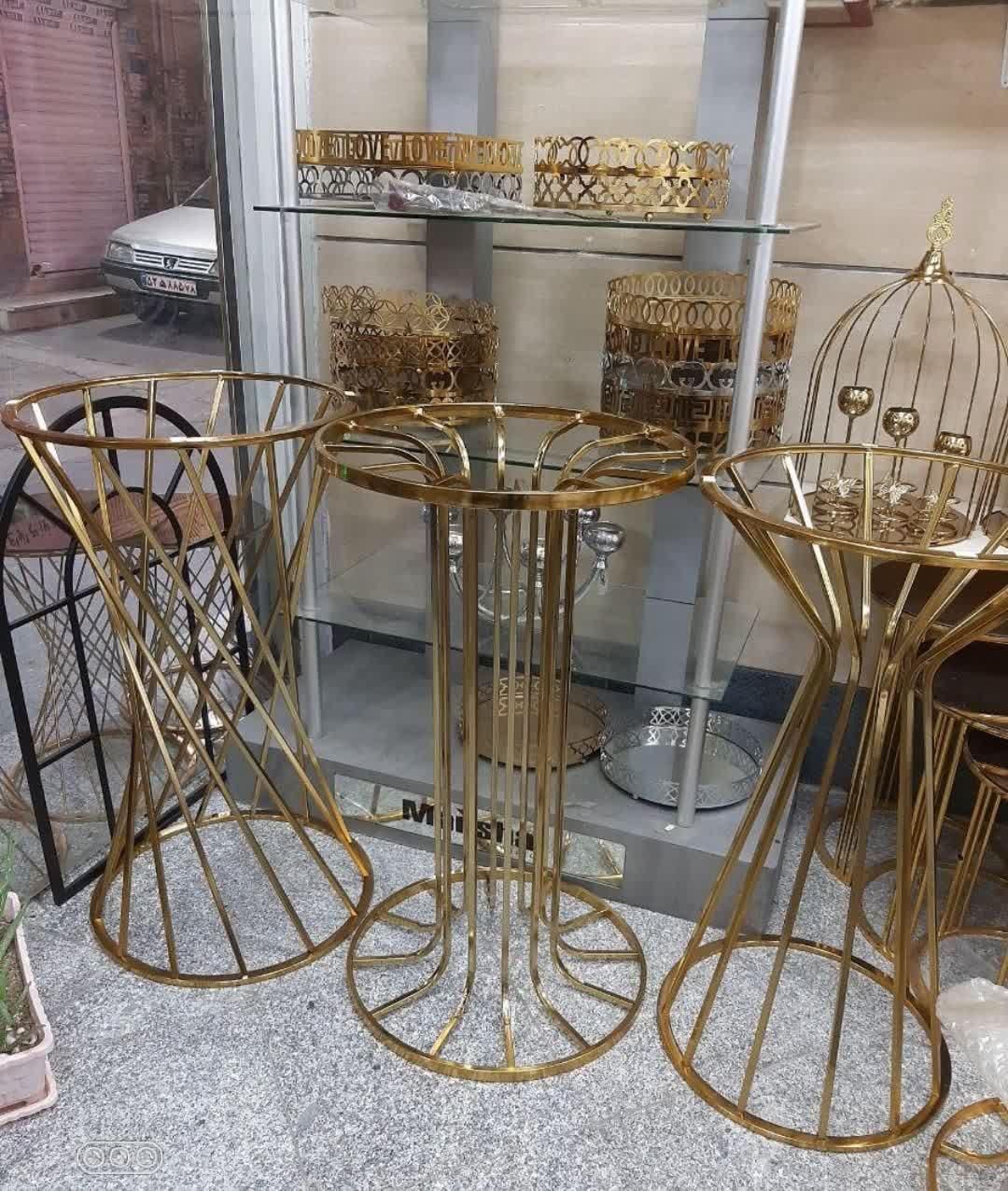 میز عسلی کنار سالنی تولد بلند تشریفاتی فلزی خاطره|مبلمان خانگی و میز عسلی|قم, باغ شریفی|دیوار