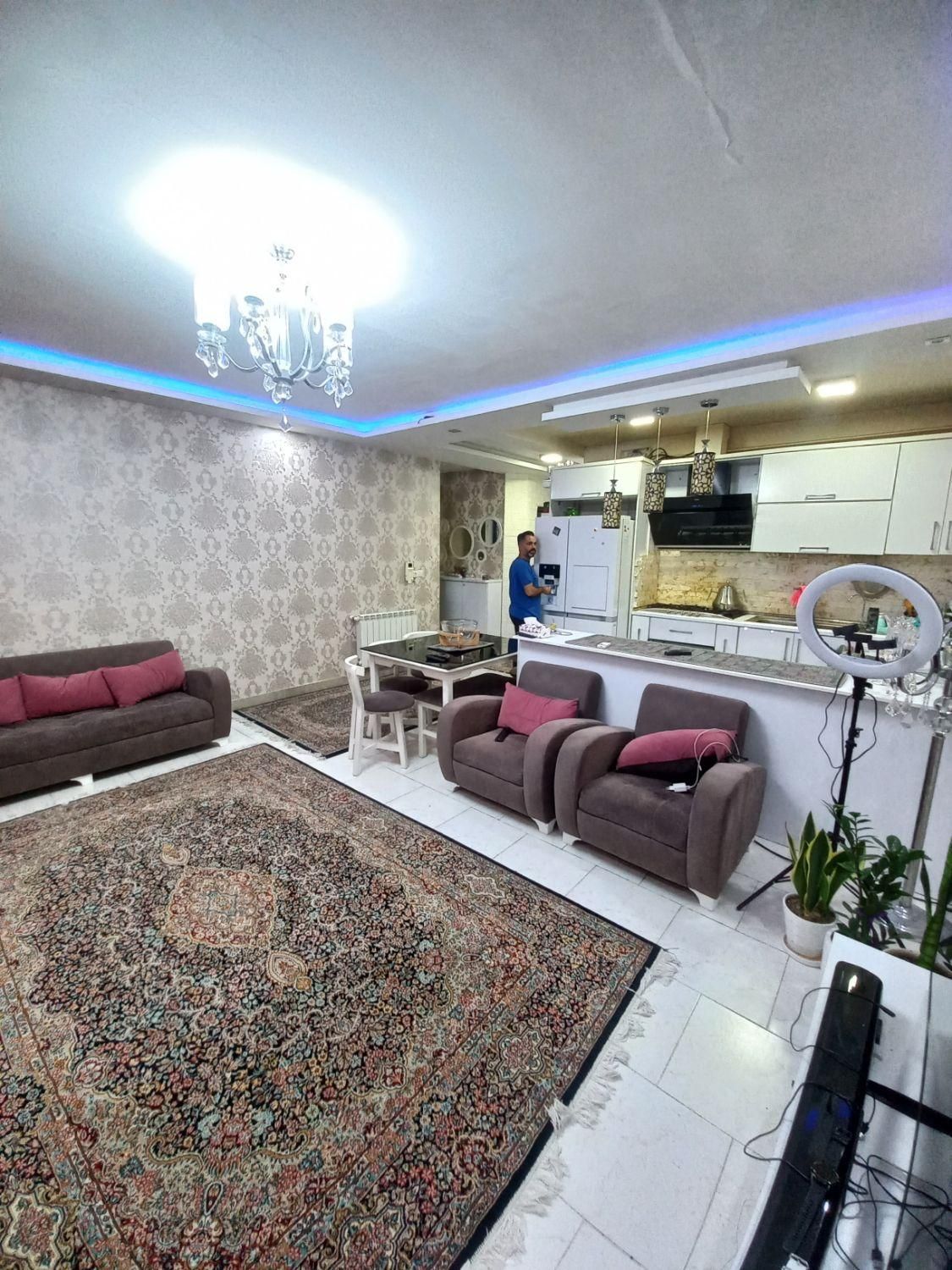 فروش آپارتمان دو خواب فول امکانات مسکن مهر|فروش آپارتمان|رشت, کوی مهر|دیوار
