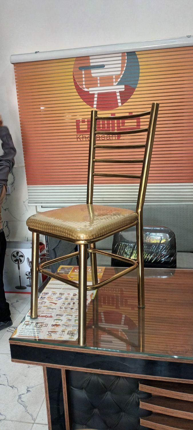 صندلی و نیمکت مهسا فلزی میز (طلایی )( نیکل )|صندلی و نیمکت|مشهد, خواجه ربیع|دیوار