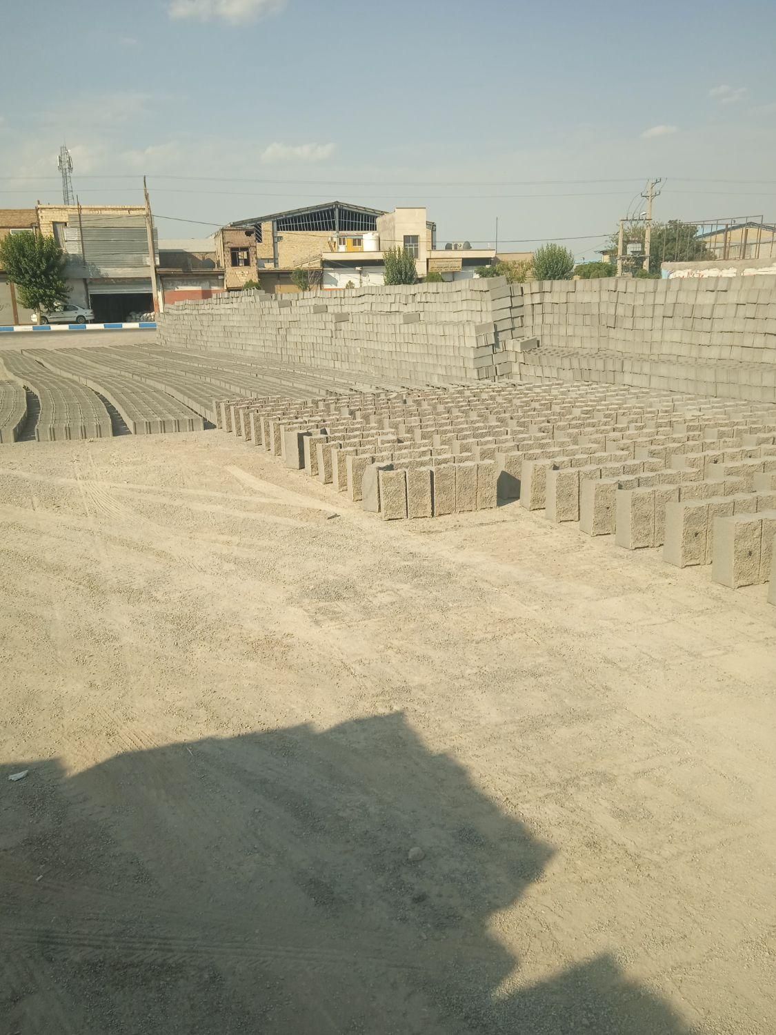 بلوک باغی|مصالح و تجهیزات ساختمان|رباط‌کریم, رباط‌کریم|دیوار