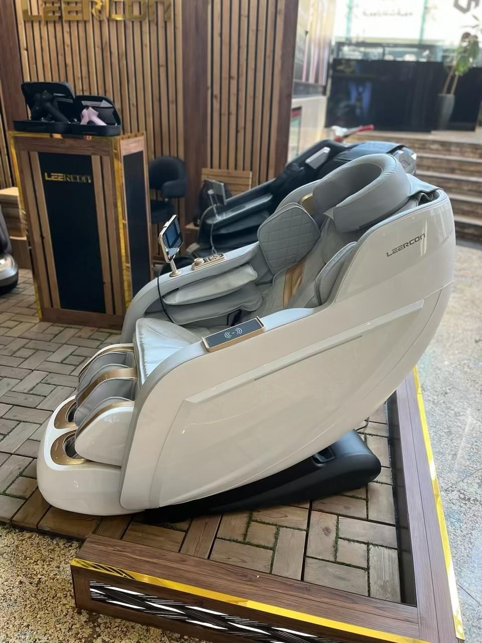 صندلی ماساژور مبل ماساژ مدل s2 لیرکن (اقساط)|تجهیزات ورزشی|تهران, پاسداران|دیوار