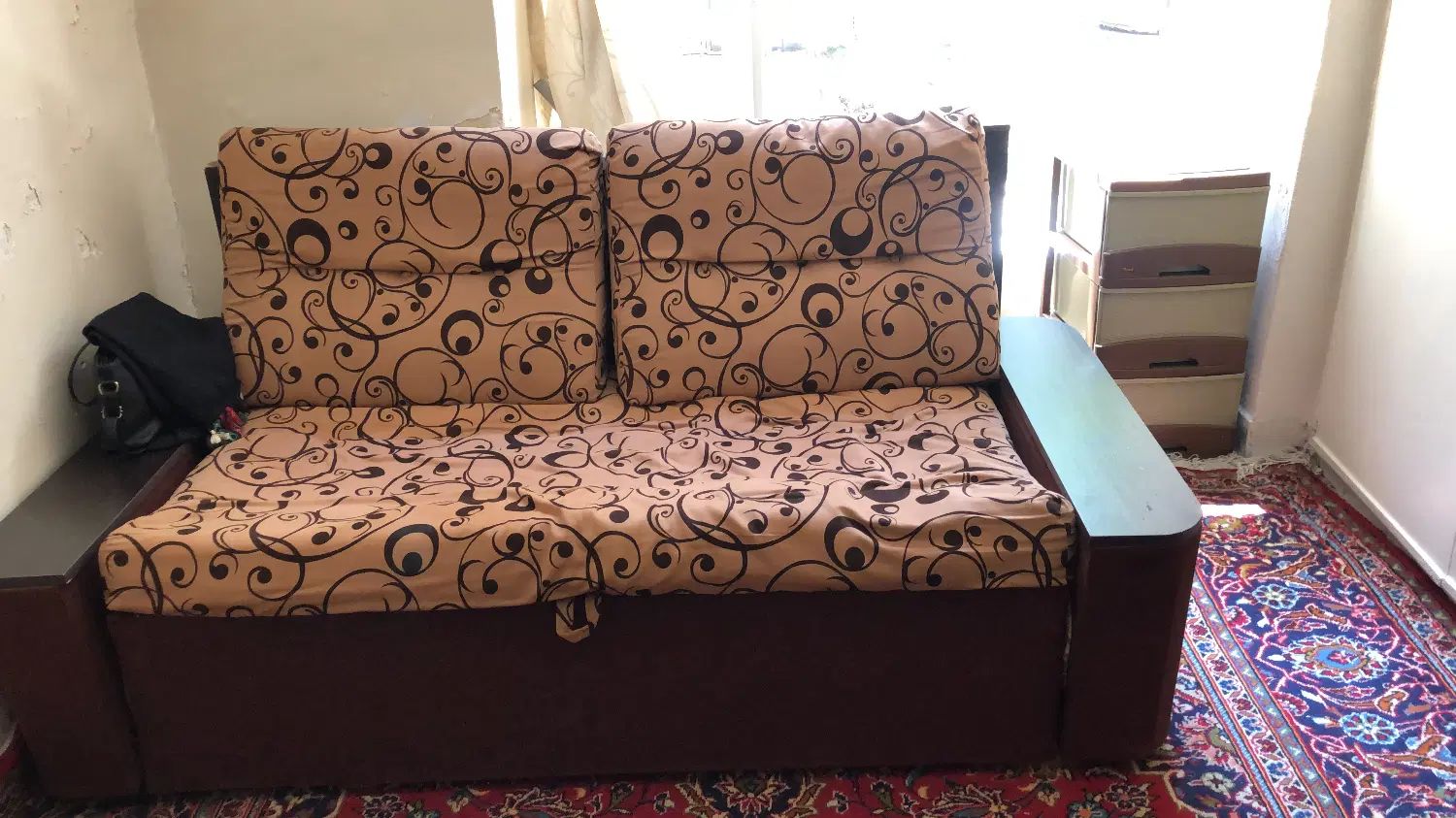 کاناپه دو نفره تختخواب شو|تخت و سرویس خواب|تهران, گمرک|دیوار