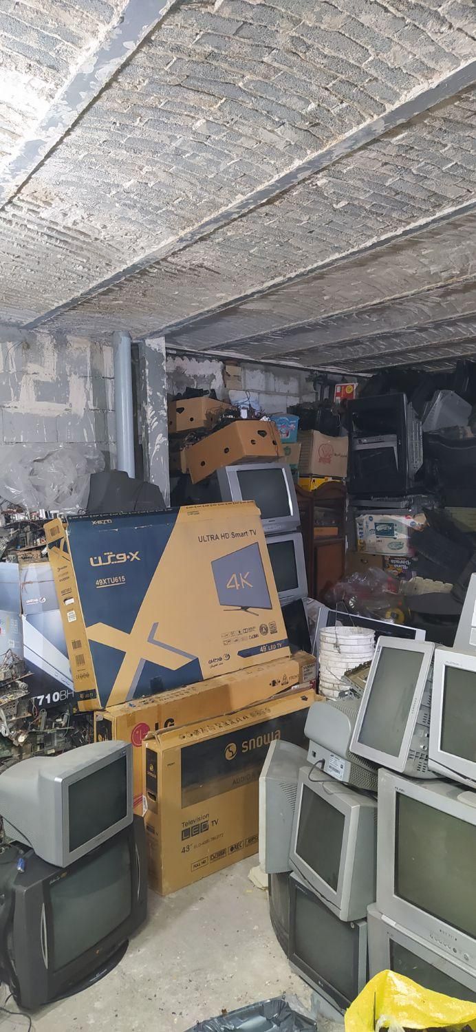 خریدار تلویزیون و مانیتور های قدیمی و خراب|تلویزیون و پروژکتور|تبریز, |دیوار