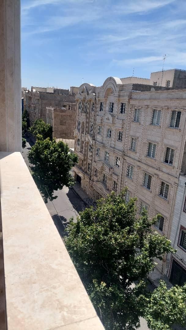 فروش آپارتمان ۱۷۰ متری ۳ خواب شهرک ولیعصر|فروش آپارتمان|هشتگرد, شهرک ولیعصر (مصلی)|دیوار