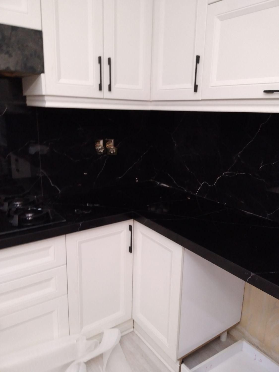 نصب کاشی سرامیک کف حال پذیرایی وکاشی سرویسها|خدمات پیشه و مهارت|کرج, باغستان|دیوار