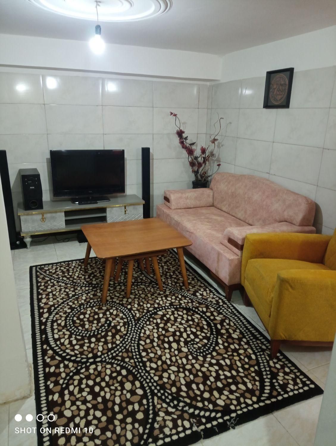 اجاره روزانه خانه دربستی راه جدا|اجارهٔ کوتاهمدت آپارتمان و سوئیت|کرج, گلشهر|دیوار