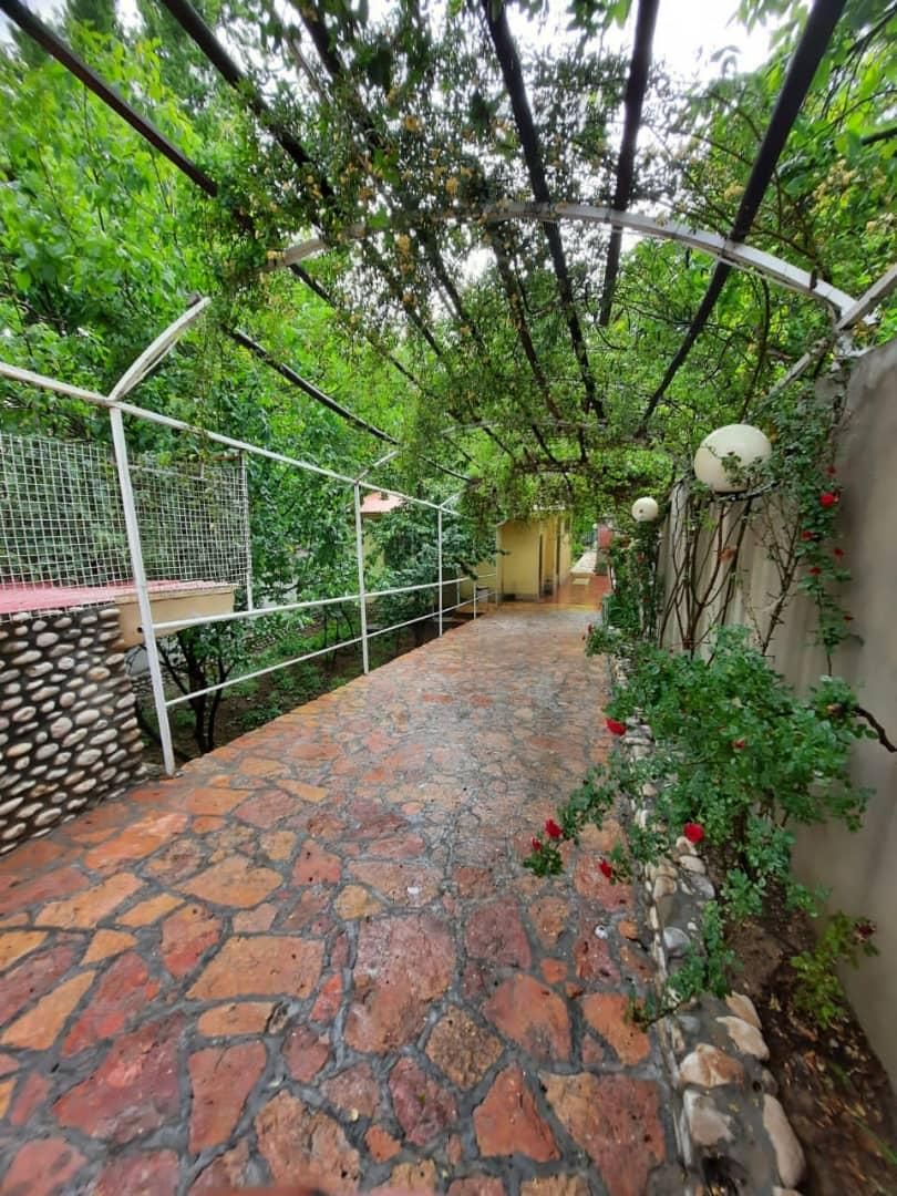 اجاره ویلا ساحلی باغبهادران ۷۰۰ متری|اجارهٔ کوتاه‌مدت ویلا و باغ|لنجان, |دیوار