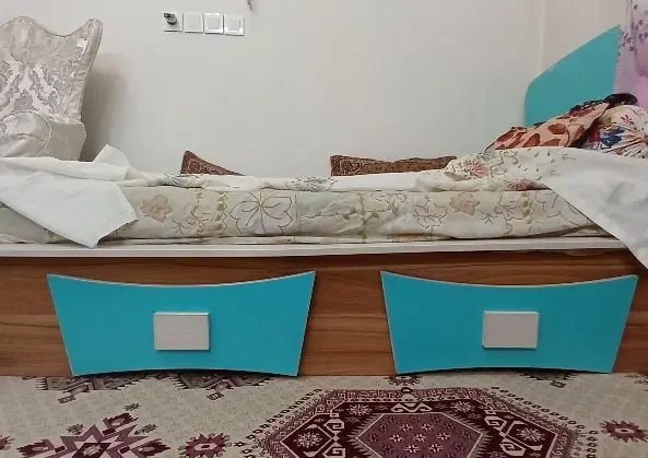 تخت تک نفره سالم|تخت و سرویس خواب|تهران, نازی‌آباد|دیوار