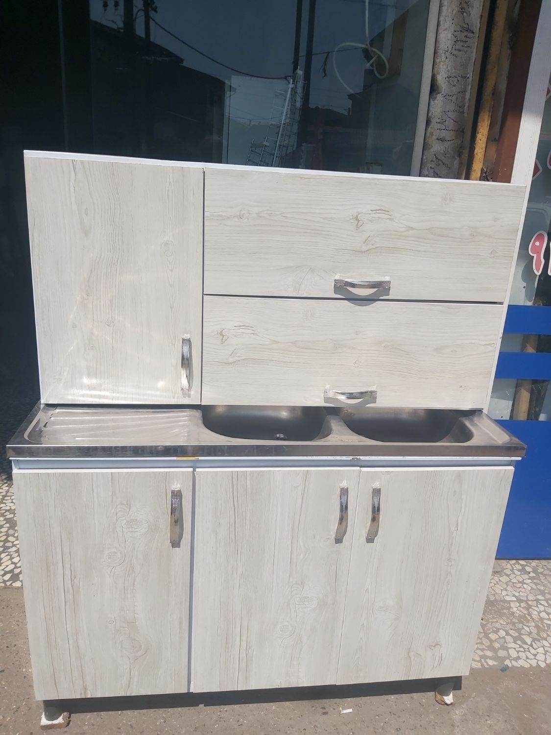 تولیدی فروش کابینت فلزی و چوبی( بدنه فلز درب چوبی)|مصالح و تجهیزات ساختمان|رشت, معلولین|دیوار