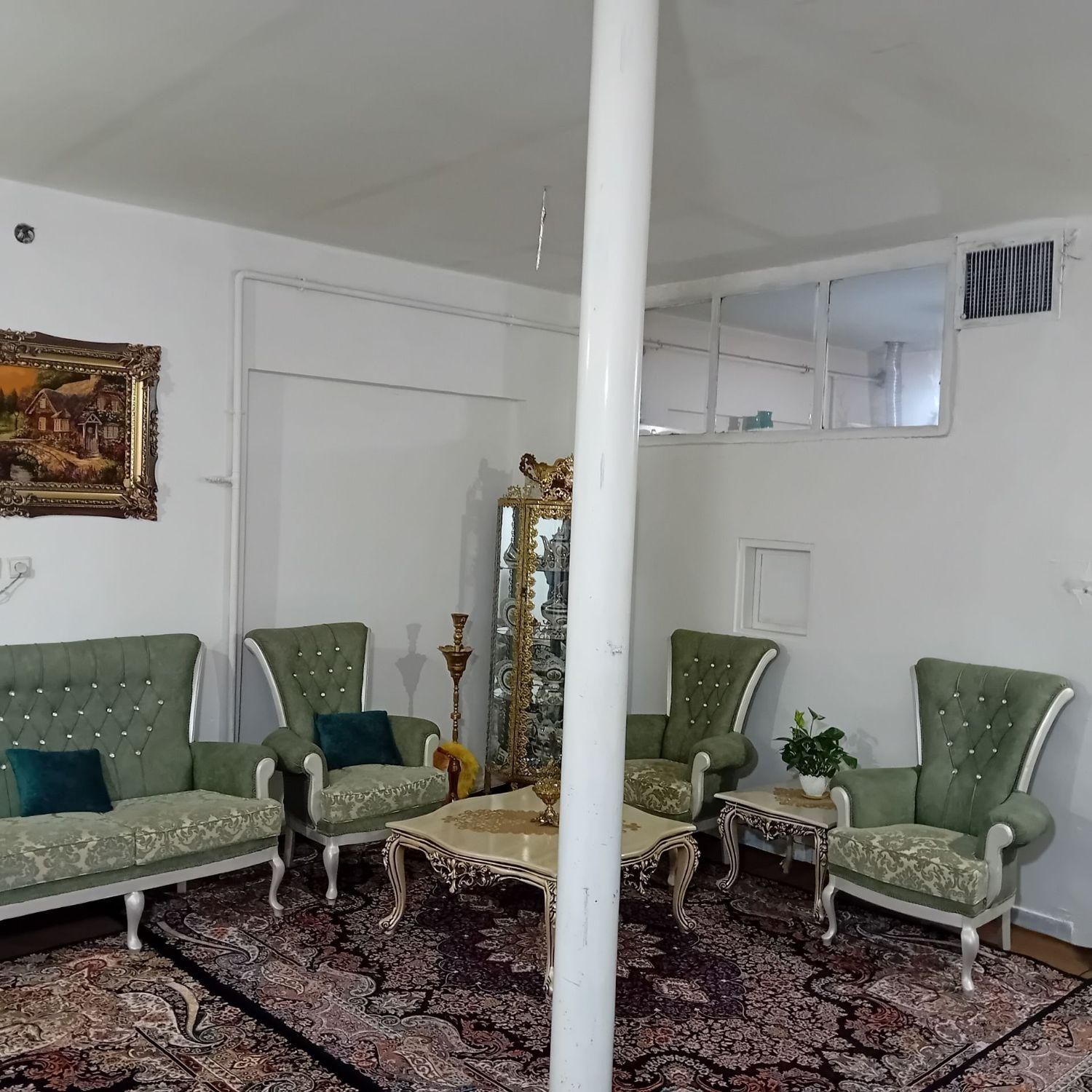 خانه ویلایی ۲۰۰ متری دربست یک طبقه در سعدی|اجارهٔ خانه و ویلا|ملایر, |دیوار