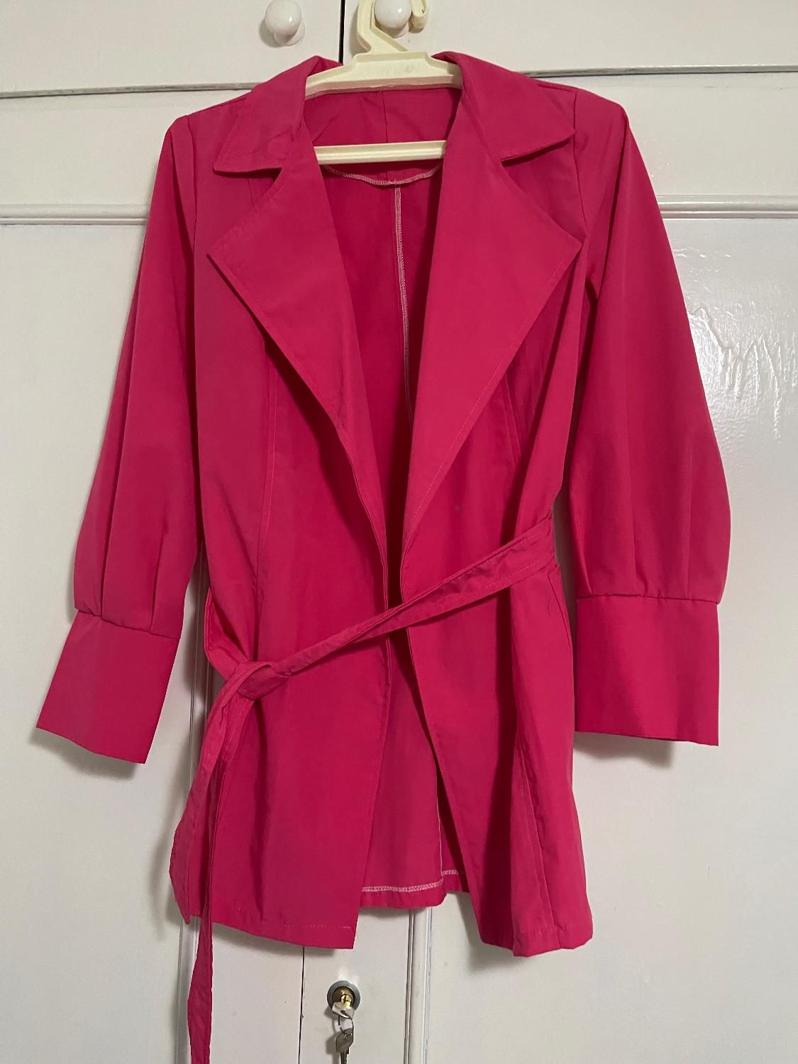 بارونی|لباس|بندر انزلی, سپه|دیوار