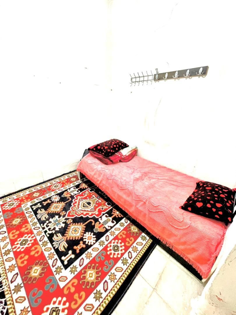 اجاره روزانه/منزل ویلایی منزل مبله|اجارهٔ کوتاه‌مدت آپارتمان و سوئیت|شیراز, کوشک میدان|دیوار