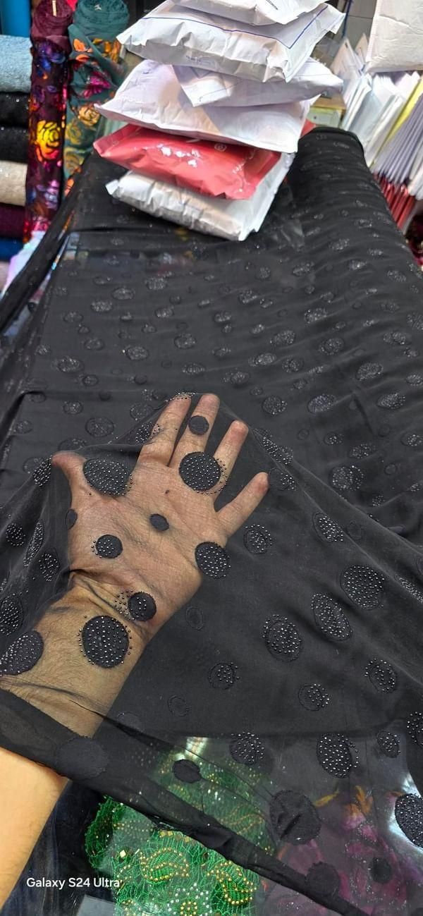 مخمل ساده ۹۰۰۰و مخمل سوزندوزی|لباس|یاسوج, |دیوار