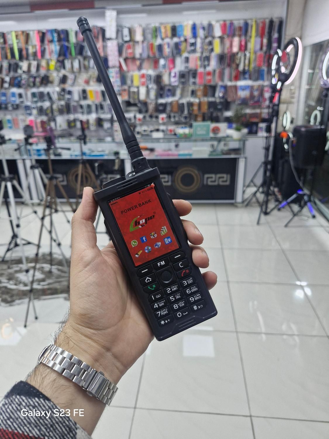 فروش انواع گوشی ضد ضربه آنتن دار|موبایل|اسلام‌شهر, مطهری|دیوار