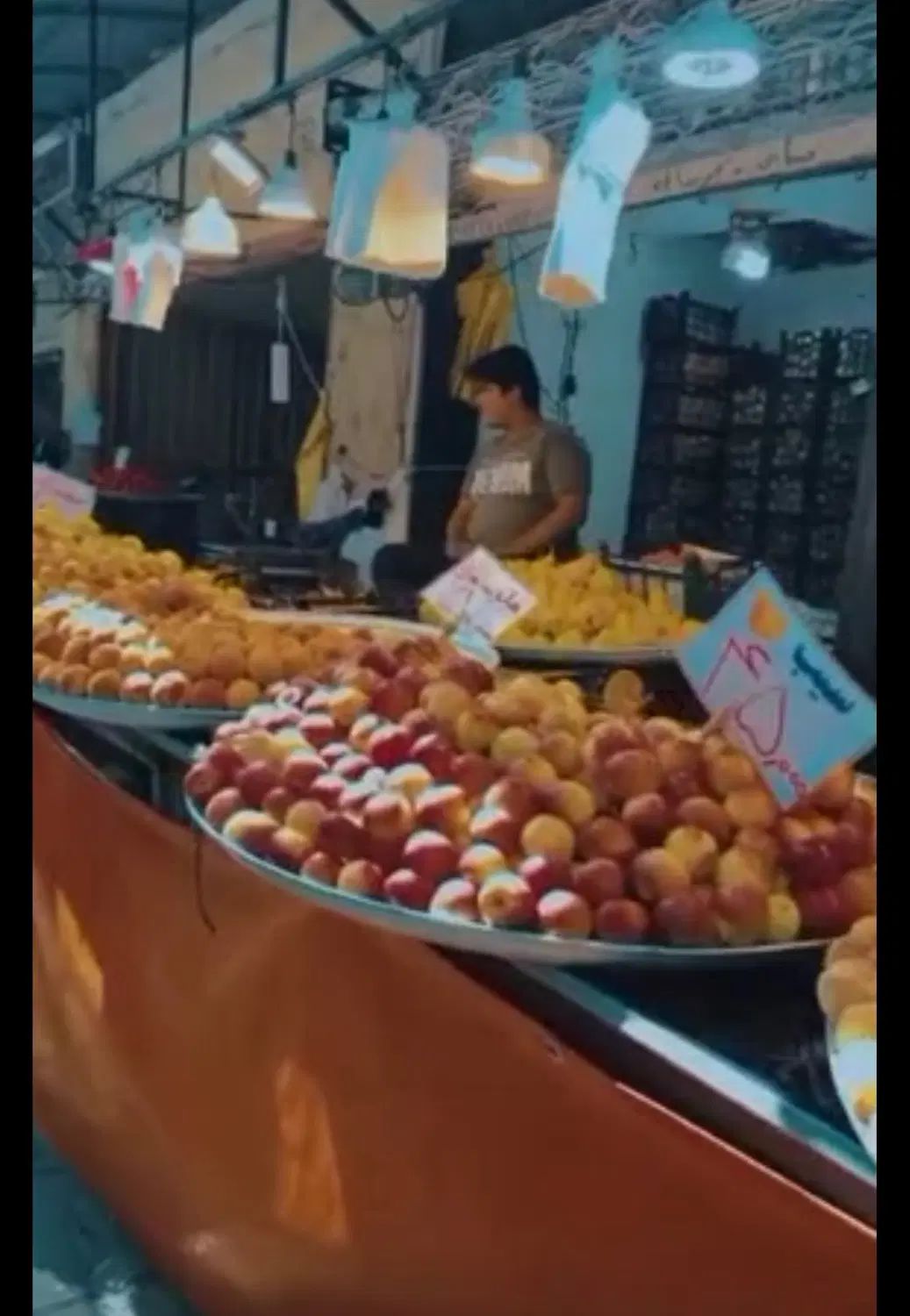 شاگرد ماهر به میوه فروشی مسلط به بساط چینی|استخدام خدمات فروشگاه و رستوران|کرمان, |دیوار