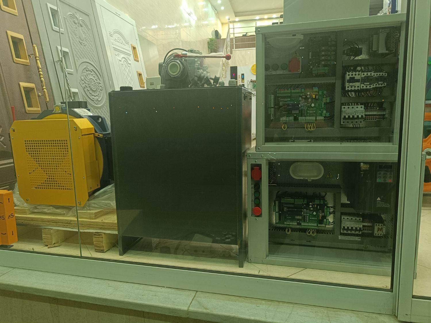 طراحی فروش و نصب انواع آسانسور|خدمات پیشه و مهارت|یزد, |دیوار