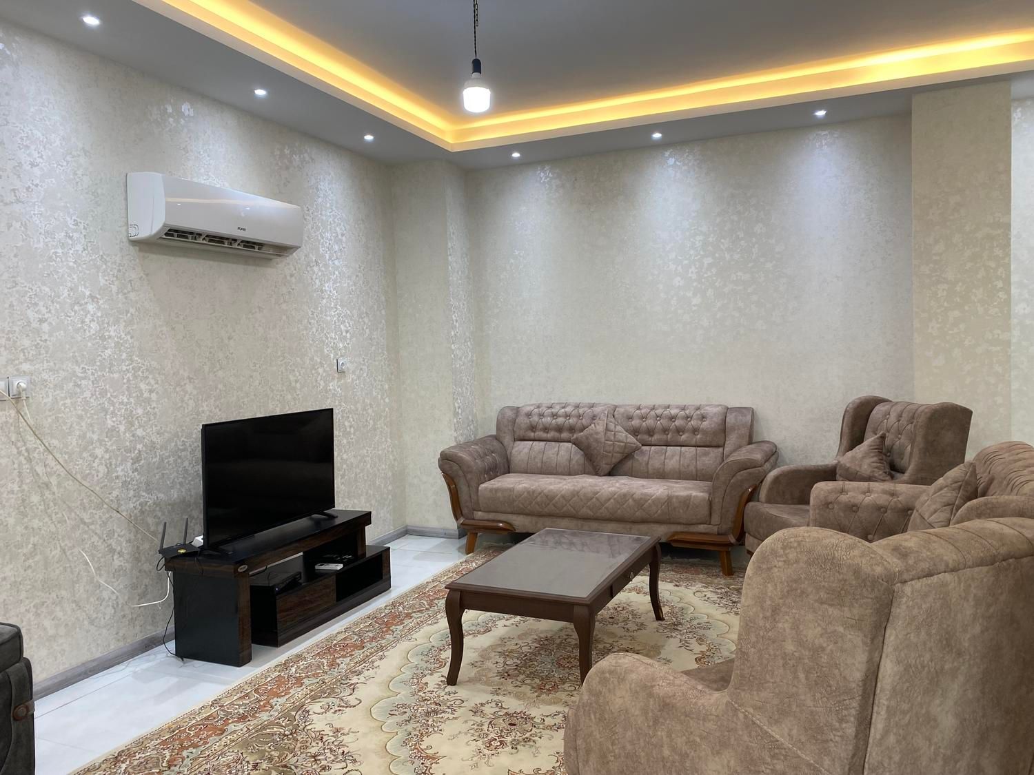 اجاره ویلا سهخوابه در گردنه حیران روستای گیلده|اجارهٔ کوتاهمدت ویلا و باغ|آستارا, |دیوار