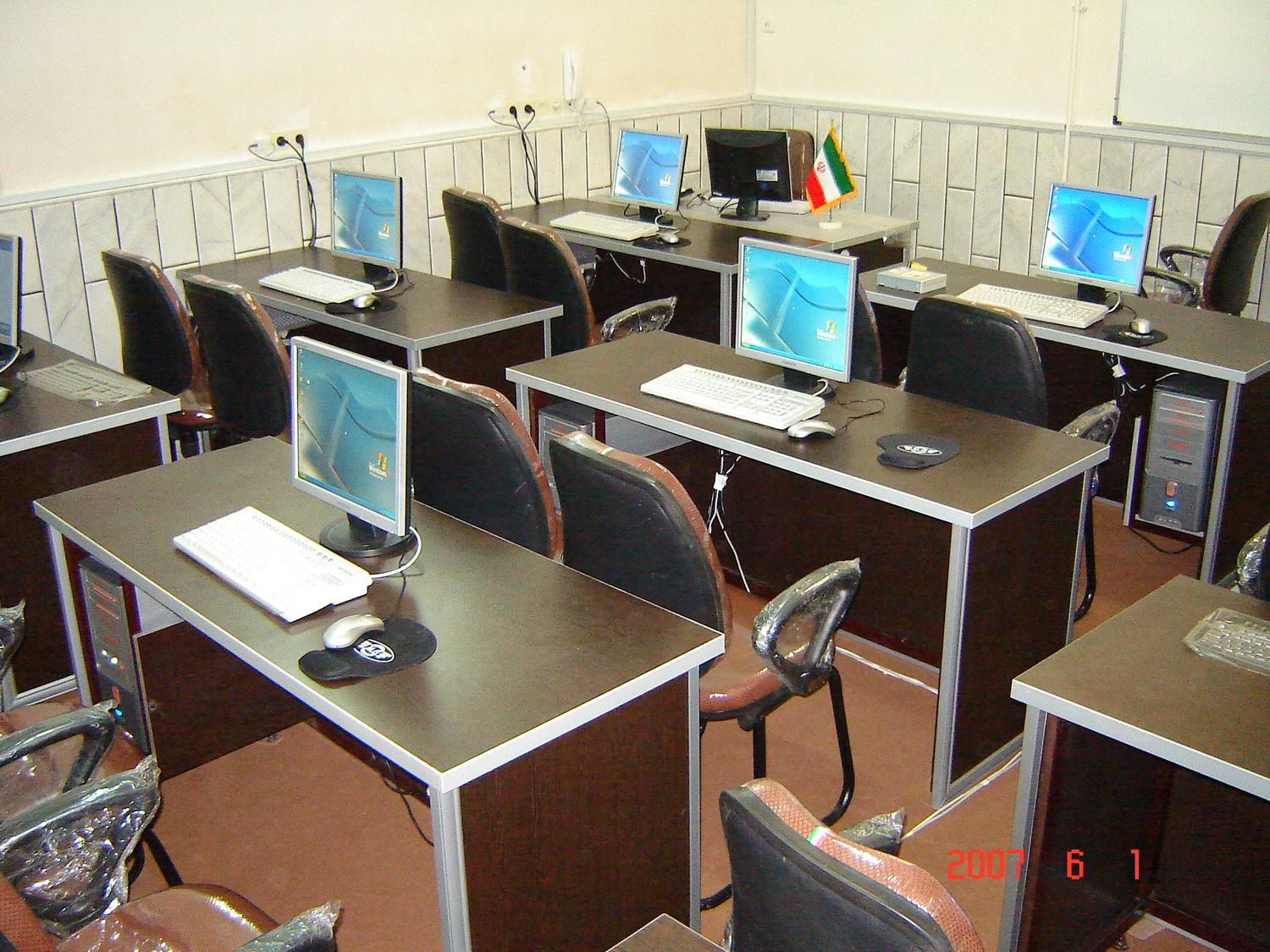 آموزشگاه آموزش تعمیرات لپ تاپ و سخت افزار کامپیوتر|خدمات آموزشی|قم, شهید رجایی|دیوار