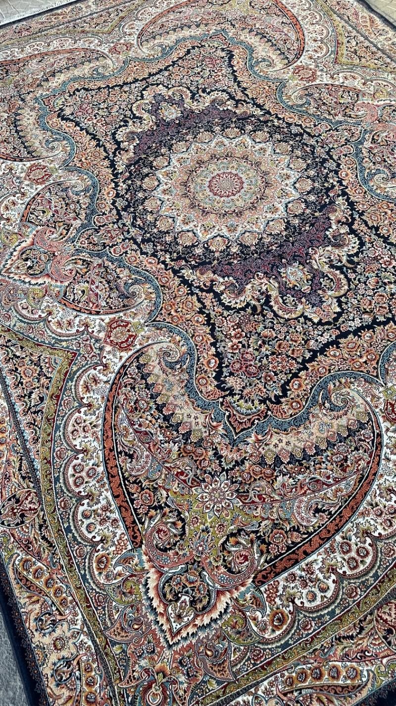 فرش‌قهرمانی ۳عدد ۱۲متری ۷۰۰ شانه مشهداصل|فرش|اراک, |دیوار