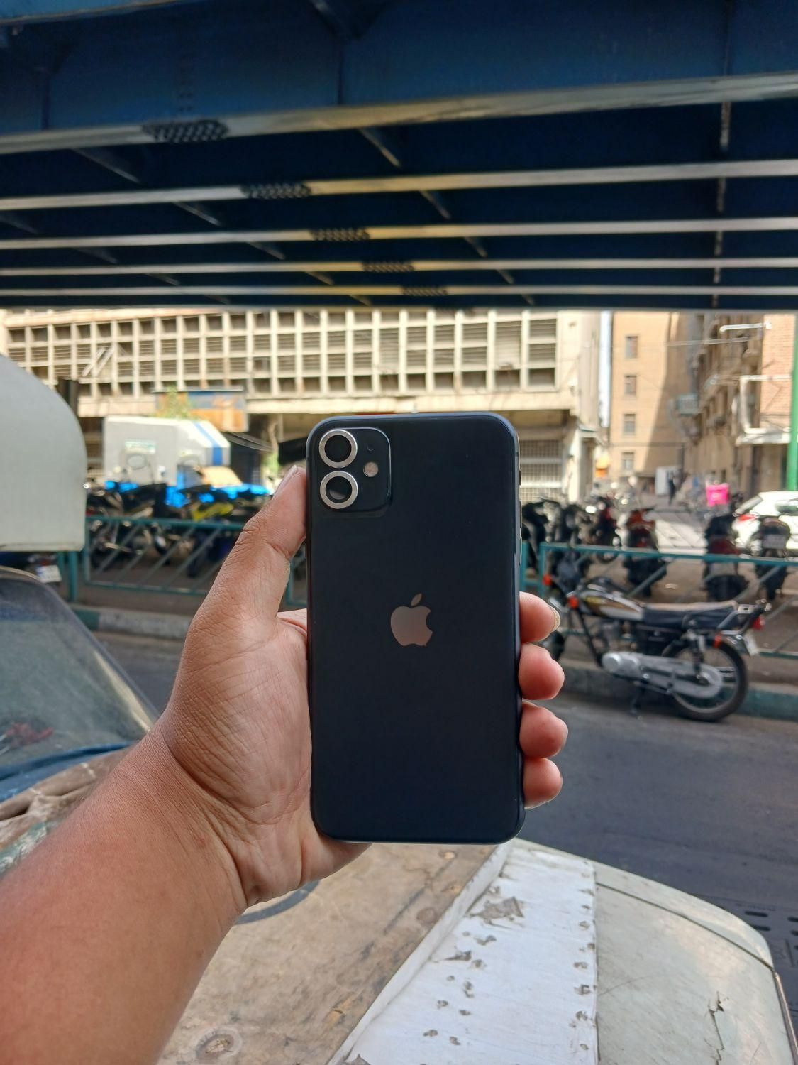 اپل iPhone 11 با حافظهٔ ۱۲۸ گیگابایت|موبایل|تهران, حسن‌آباد|دیوار